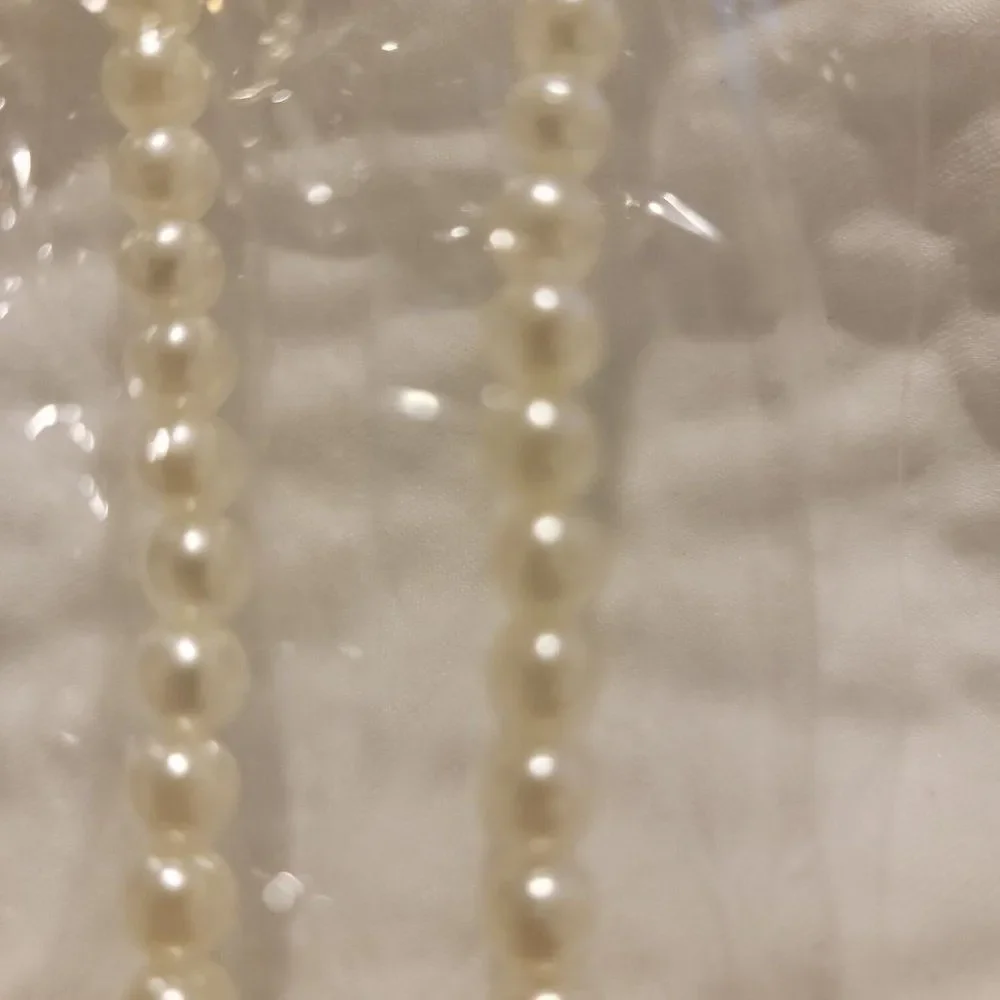 Womens Pink Smile Pendant White Pearl Necklace